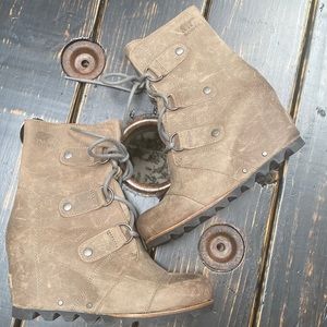 Sorel Joan of Arctic Leather Wedge Ankle Boots